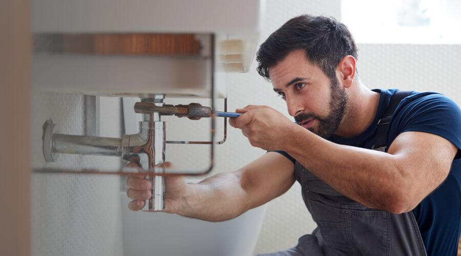 Water heater leaking fix in Bylas, AZ